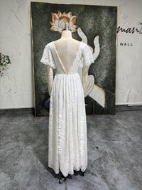 V-back Floral Lace Wedding Dress 