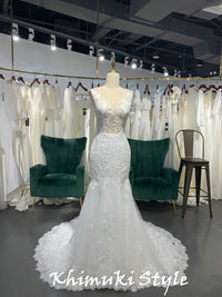 ivory lace wedding dress