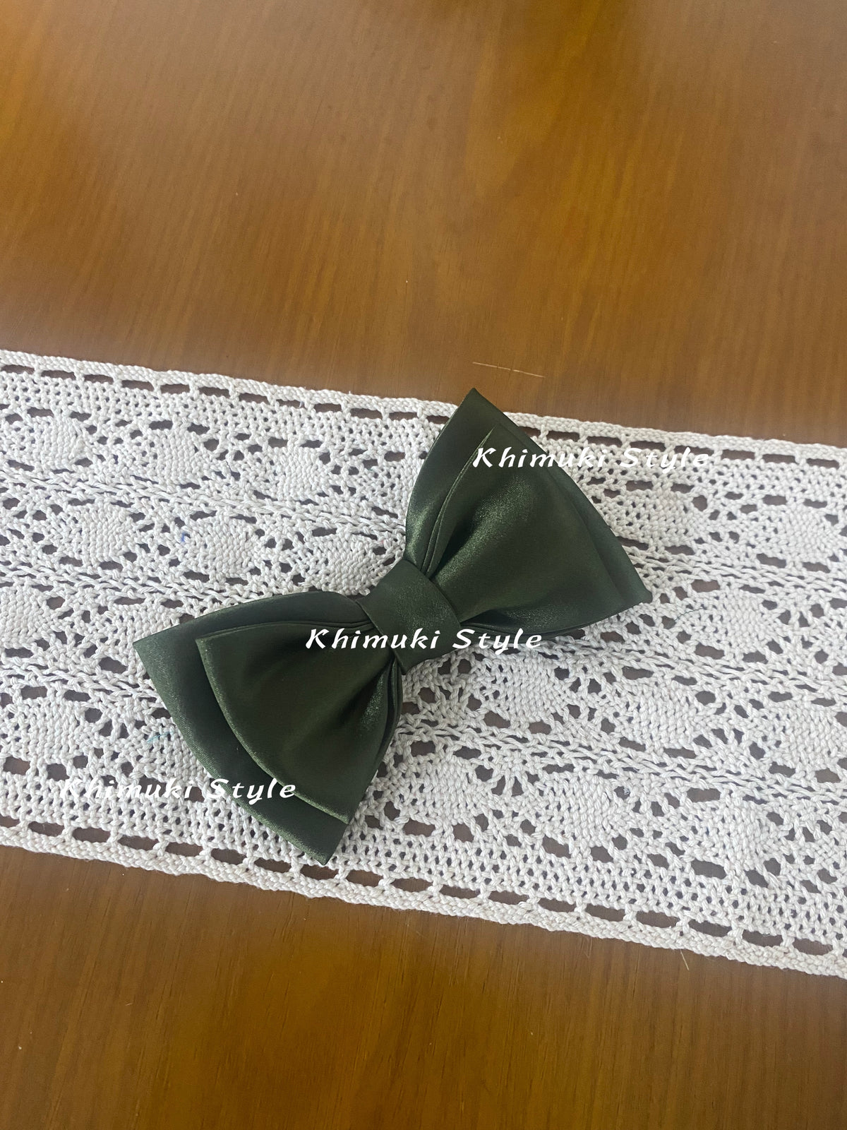 Match the Same Color Tie Bow For Boyfriend