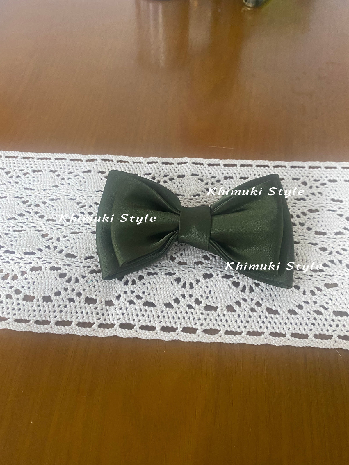 Match the Same Color Tie Bow For Boyfriend