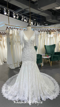 ivory lace wedding dress