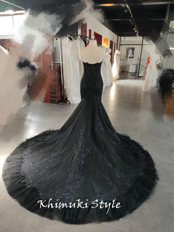 Long Train Mermaid Black Lace Wedding Dress