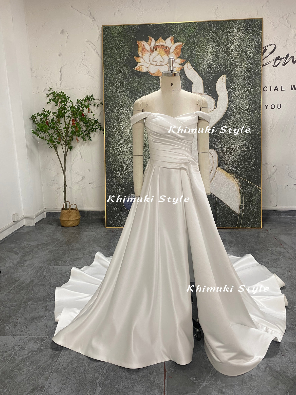 Off the shoulder sleeves wedding dress