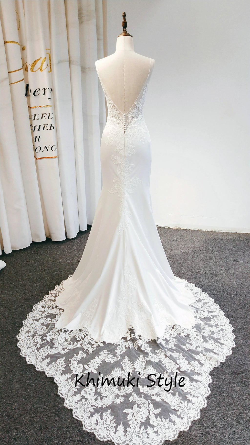 Ivory Lace Wedding Dress
