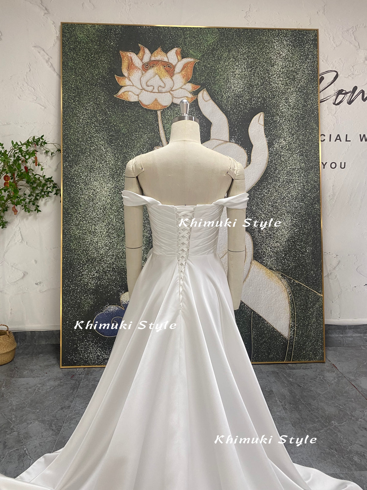 detachable Off the shoulder sleeves wedding gown