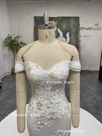 fitted ivory lace wedding dress
