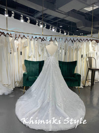 A line Sexy Back Long Sleeve Lace Wedding Dress