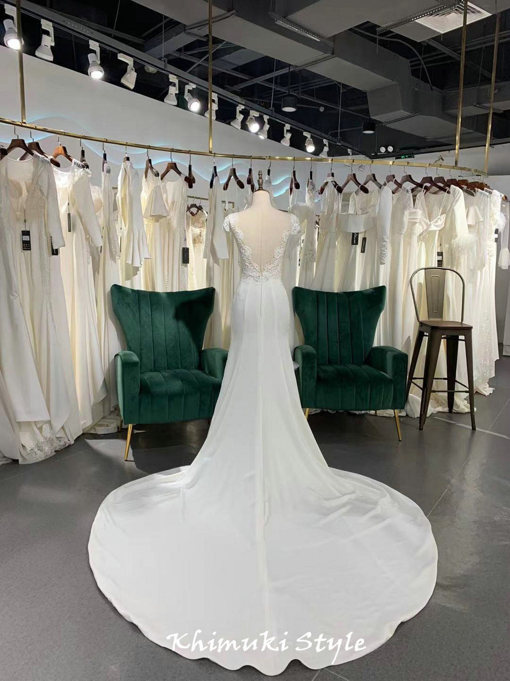 Sexy Low v-back Cap Sleeve Wedding Dress