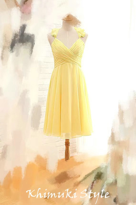 Knee Length Halter Neckline Yellow Bridesmaid Dress