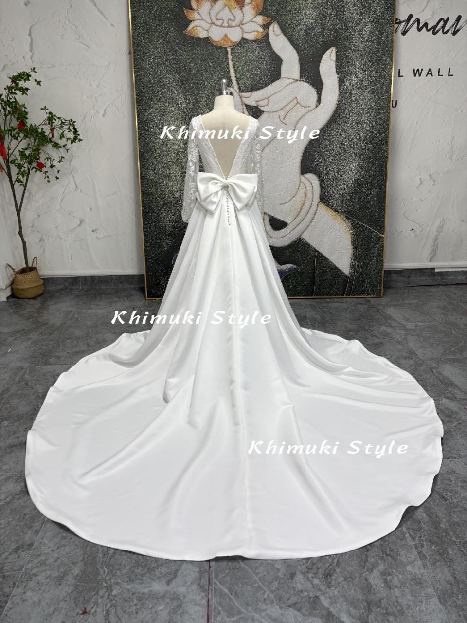 Long Sleeve V-back Boat-Neck Ivory Wedding Dress