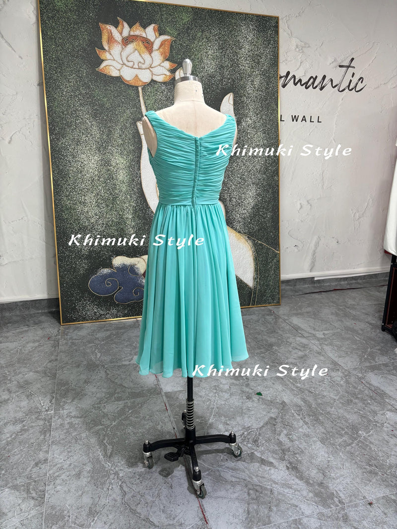 Knee Length V-neck Light Green Bridesmaid Dress