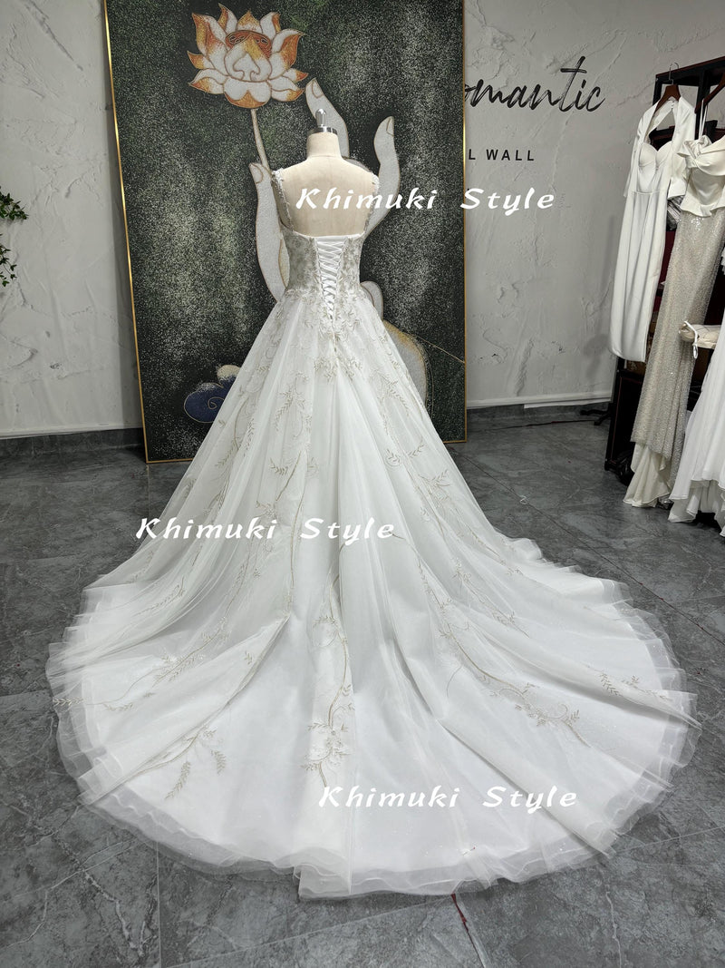 Classic Sweetheart Neckline Beaded Wedding Dress