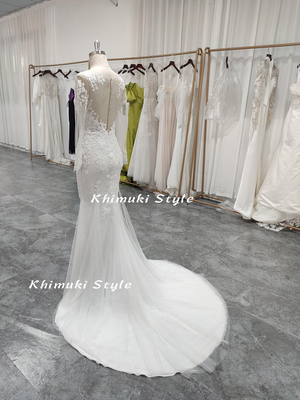 long train bridal dress