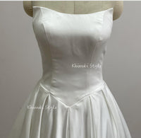 strapless v-waistline wedding dress